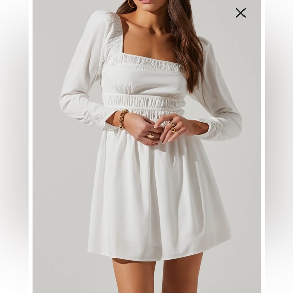 ASTR White Long Sleeve Mini Dress XL – Square Neckline, Smocked Waist - Picture 3 of 5